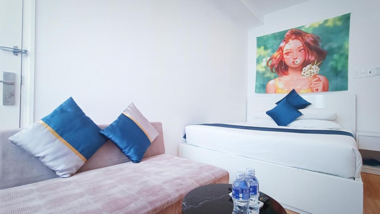 Queen Central Apartment Hotel Хошимін Екстер'єр фото