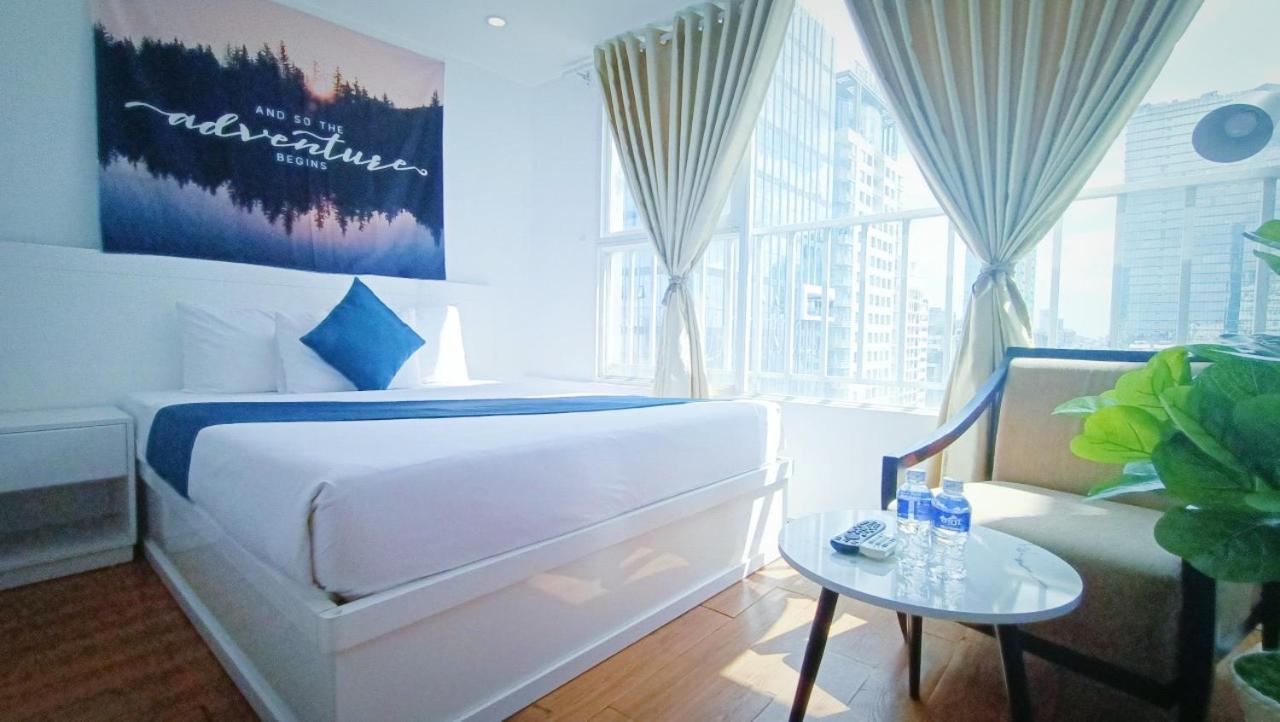 Queen Central Apartment Hotel Хошимін Екстер'єр фото