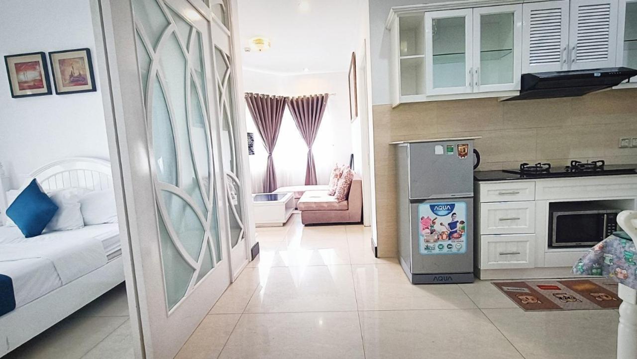 Queen Central Apartment Hotel Хошимін Екстер'єр фото